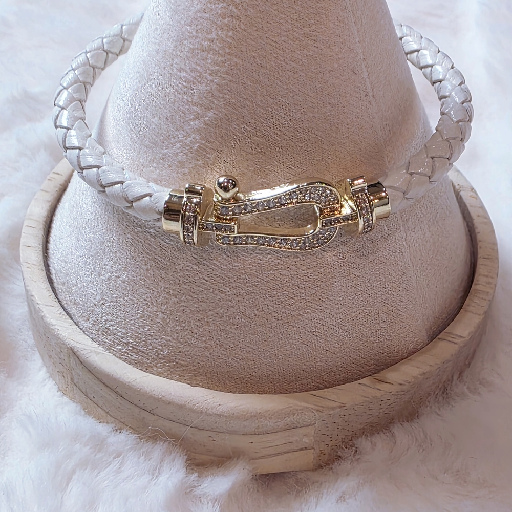 Chic White Braided Bracelet with Gold Clasp